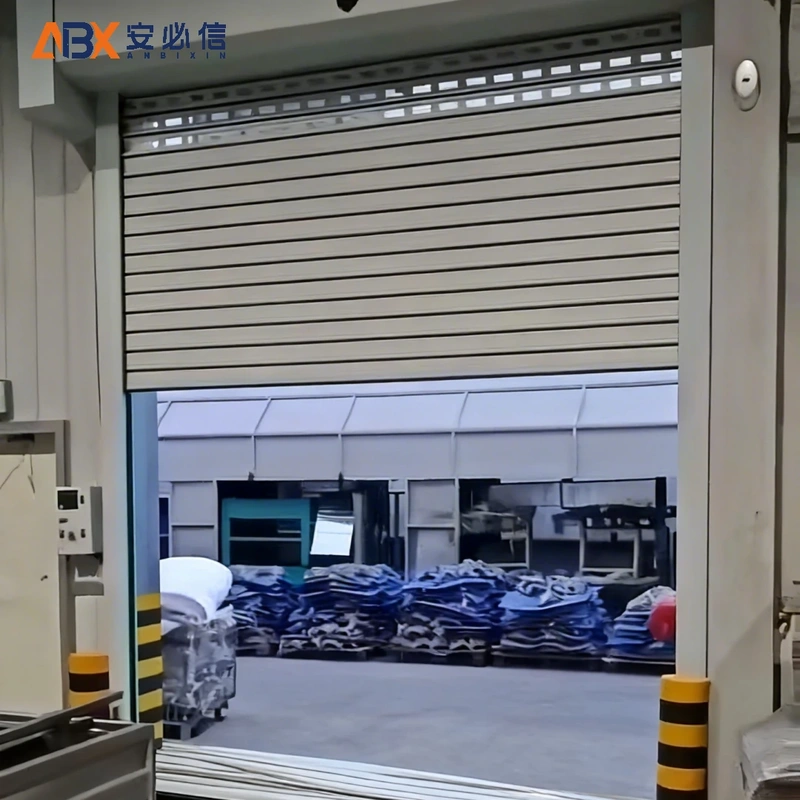 山南铝质快速门